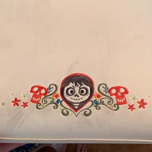 Used Loungefly Pixar Coco Purse w/ strap - Picture 5 of 11